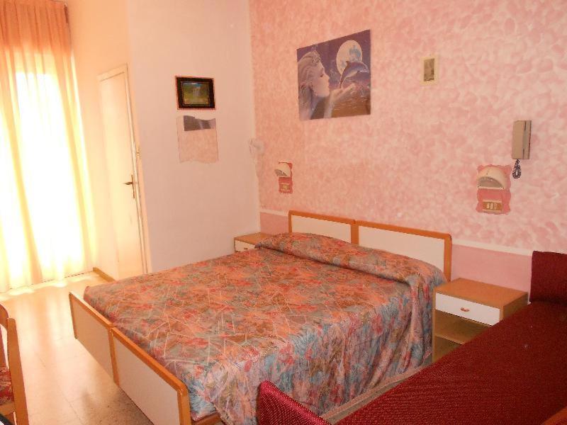 Hotel Vevey Rimini Room photo